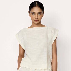 NWT Laude the Label Everyday Top In Ivory — Large